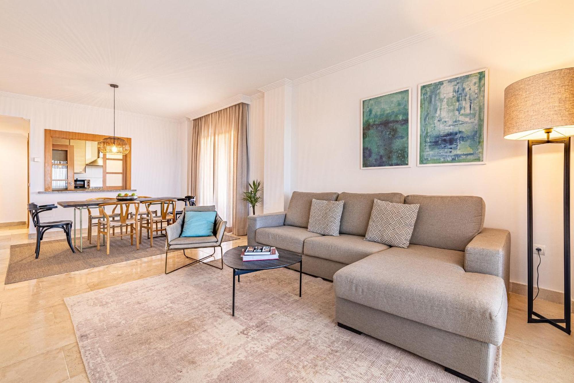 Large 3-Bedroom Nestled In Golf Paradise Estepona Exterior foto